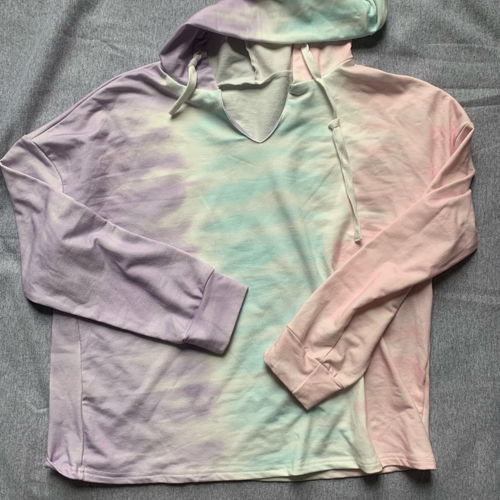 Lightweight tie dye hoodie